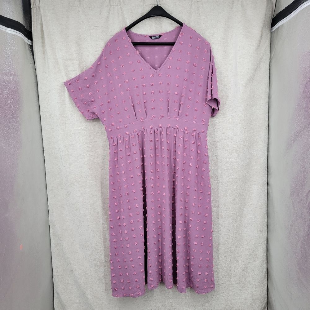 BloomChic NWT 22/24 Whimsical Lilac V-Neck Textured Midi/Maxi Dress - Picture 4 of 15